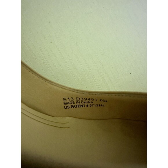 COLE HAAN Chelsea Air Pump Women's 6B Tan Patent Slip On Platform‎ Heel Shoe GUC - Picture 8 of 11